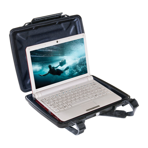 Pelican 1075CC HardBack Case Black