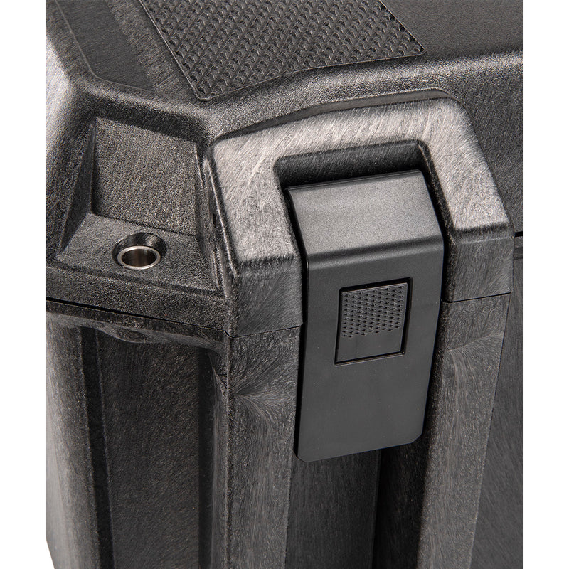 Pelican V550 Vault Equipment Case
