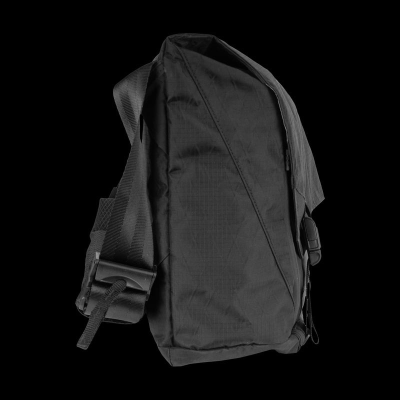 TAD Parallax Messenger Bag 15L